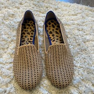 Rothys Loafer Gold Houndstooth *Rare, retired and not available anymore*